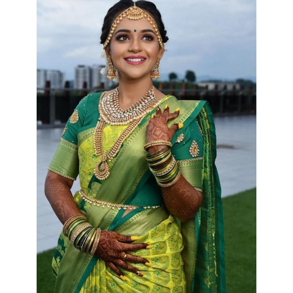 Generic Women's Litchi silk Printed Saree With Unstitched Blouse (Light Green) - Image 3